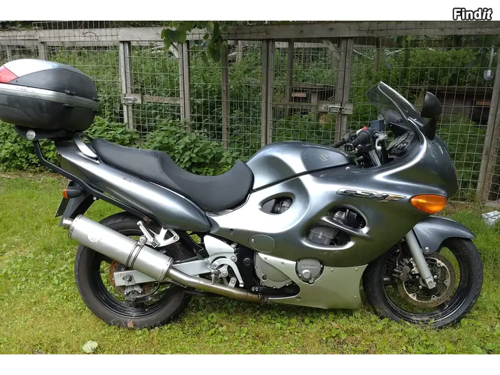 Myydään Suzuki 750 GSX- F