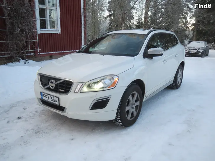 Myydään Volvo XC60 D5 AWD R-Desing