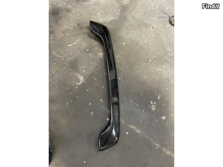 Säljes volvo v70 bakspoiler