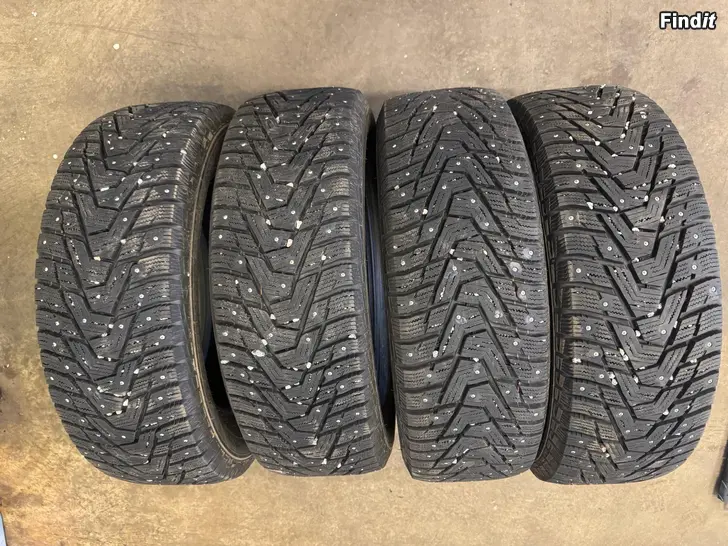 Säljes Vinterdäck 225/60r18 Hankook