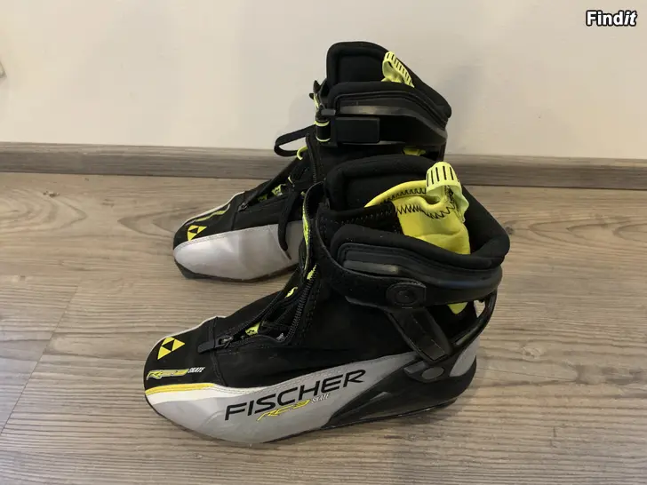 Myydään Fischer RS3 luistelumonot, koko 41