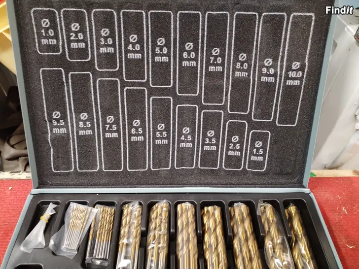 Myydään Poranteräsarja 170 osaa