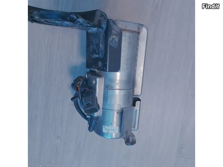 Myydään Ardic diesel värmare till Volvo.v70 D5 2004