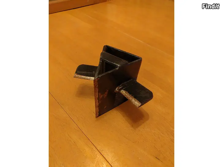 Säljes Ristihalkoja, korsklyv till vedklyv