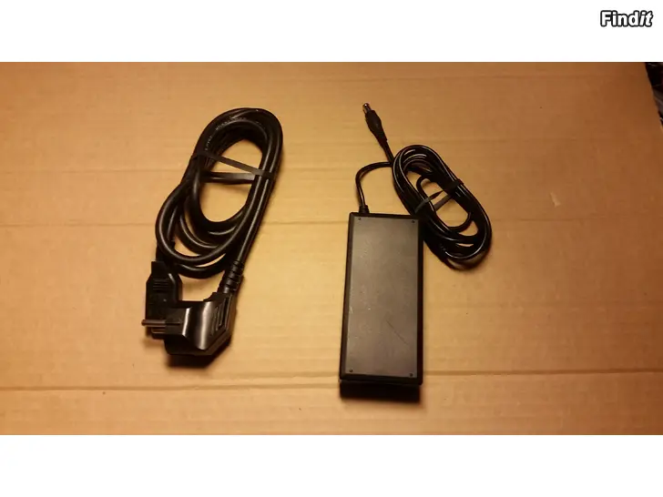 Myydään AC-DC Adapter Samsung 14V 3A 10e