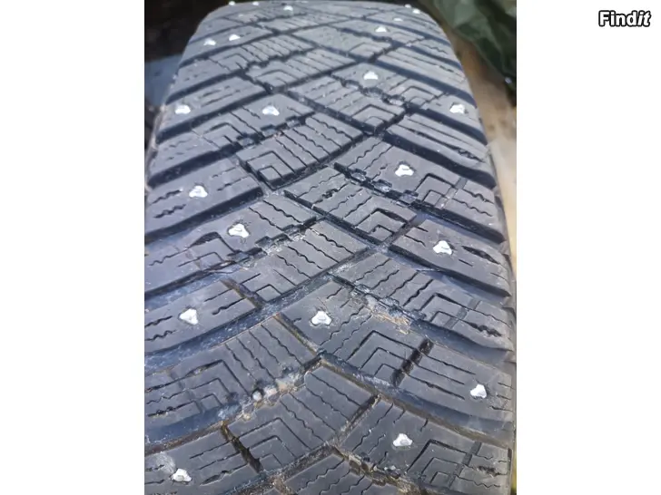 Myydään 4 st GoodYear-dubbdäck + MB-aluminiumfälgar 15
