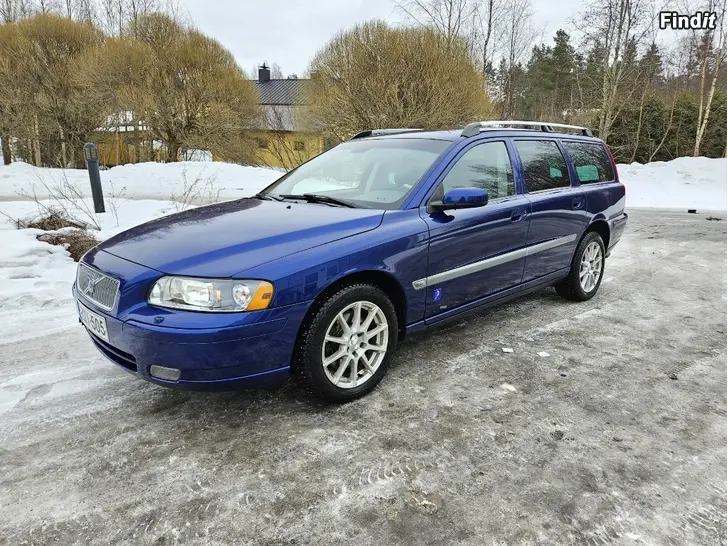 Myydään Volvo v70 D5 AWD