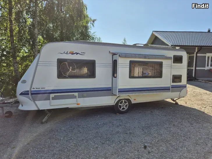 Säljes Husvagn Hobby delux easy 560