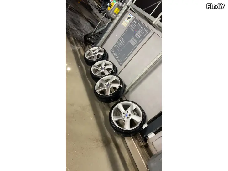 Myydään Odysseus 19