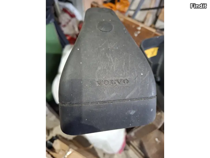 Myydään Myydään Volvo S 80 alkuperäiset kattotelineet