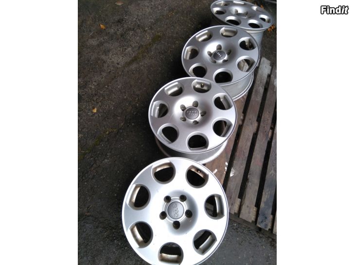 Myydään Audi 16 vanteet 5x112