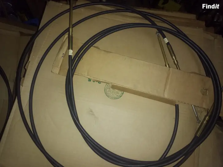 Myydään 2kpl 3m pitkiä käyttämättömiä kaukohallintakaapeleita