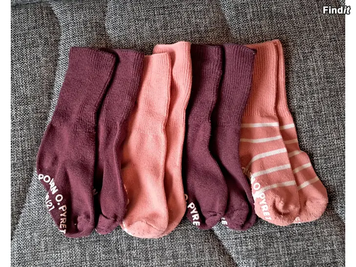 Myydään Polarn O. Pyret sukka, koko 19/21