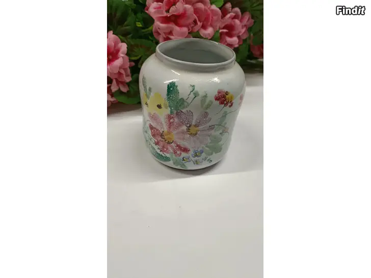 Säljes Arabias vas från 1940