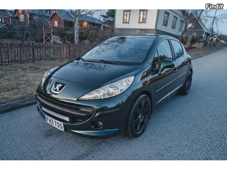 Säljes Peugeot 207 1,6 bensin nybesiktad