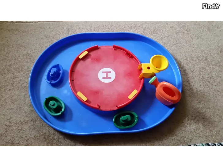 Myydään Viking Toys Multiplay 5000 vesiallas 68x51cm