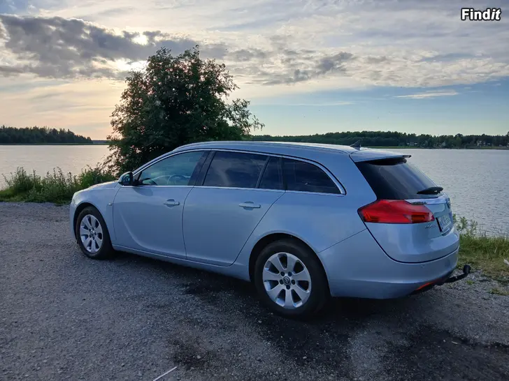 Myydään Tosi vähän aj. VAIN 128tkm 2014 Opel Insignia 1,4 TURBO 6-vaiht. bensa farmari