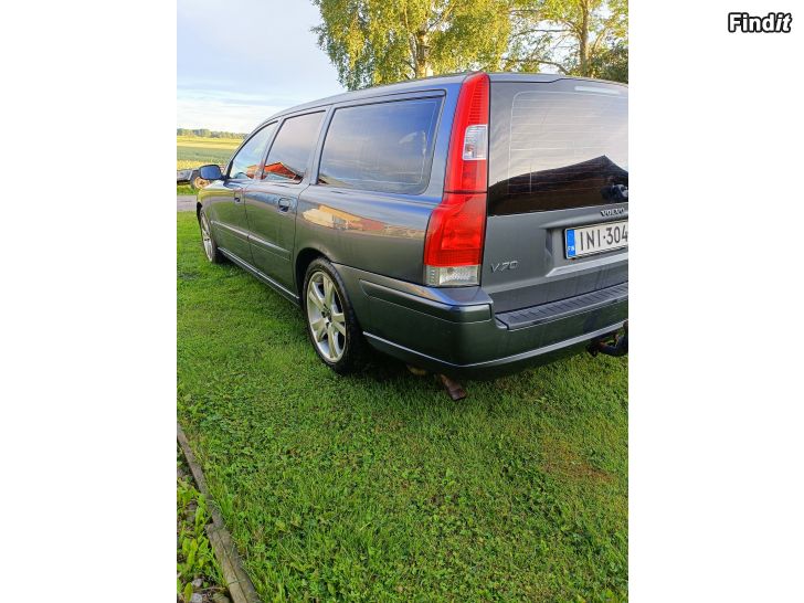 Myydään Volvo v70 D5 automat repobj