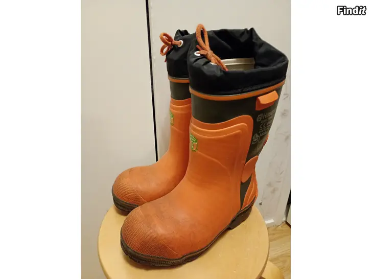 Säljes Säljes Husqvarna skogstövlar