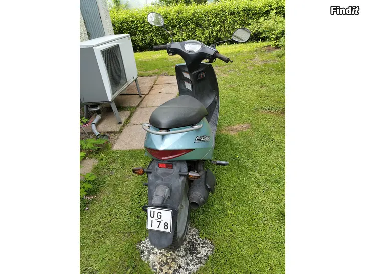 Myydään Suzuki