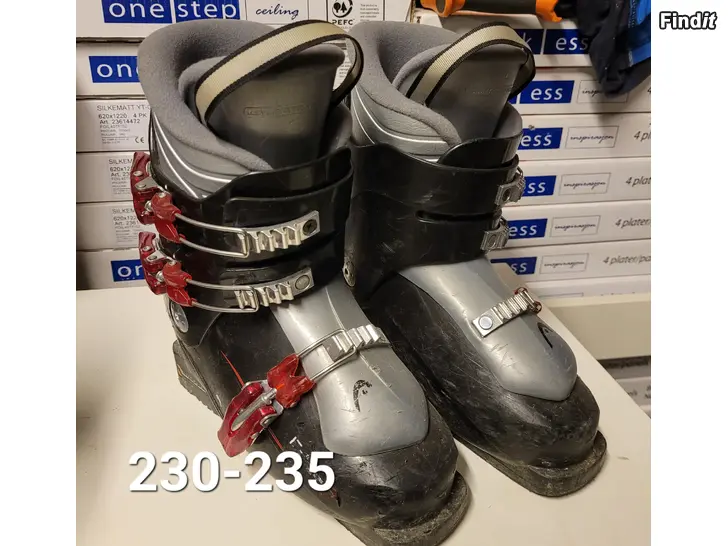 Säljes Slalomskor 230-235
