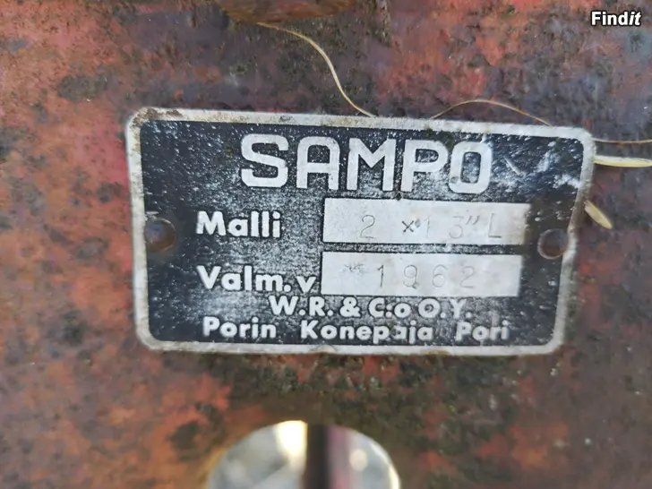Säljes Sampo och Överum plogar