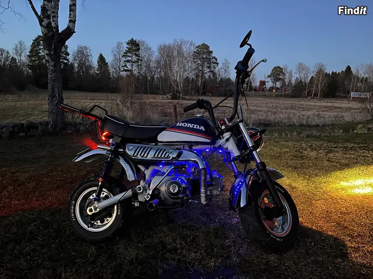 Myydään Äkta Rothmans Honda monkey z50