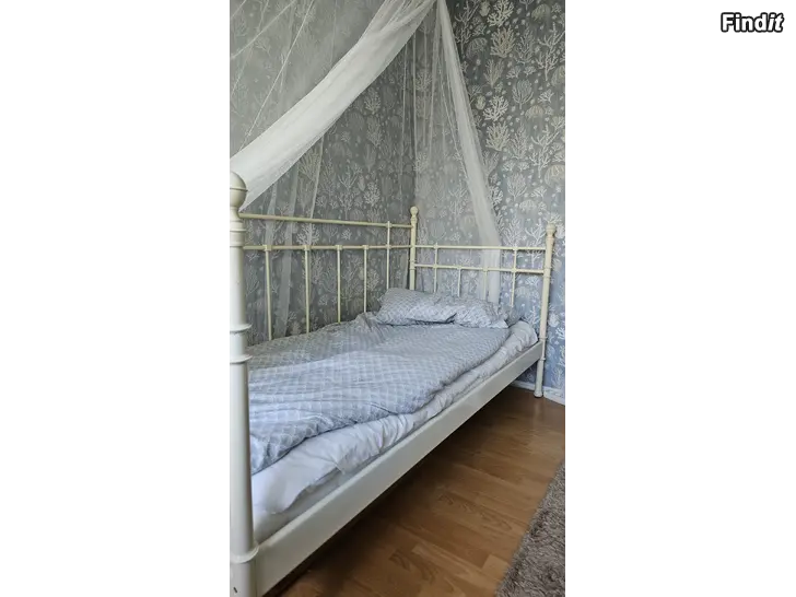Säljes IKEA Tromsnes säng  vit metall, 90 × 200 cm