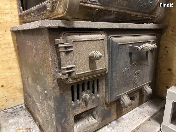 Säljes Gammal Stockholm spis