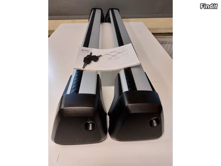 Säljes Volvo XC40 / EX40 OEM Kattotelineet/Takräcken 32351093 vm. 2018