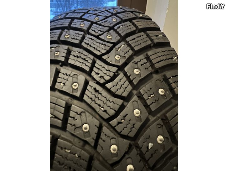 Myydään 1 kpl Nastarengas 195/65R15
