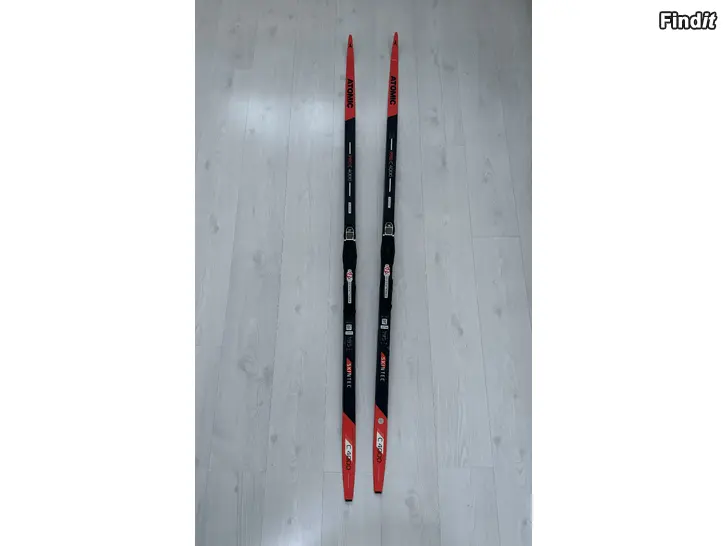Myydään Skintec Sukset -Atomic