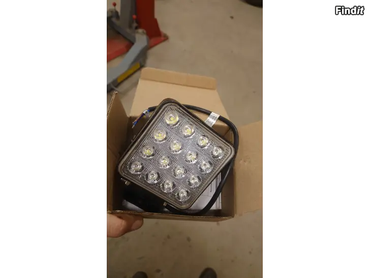 Säljes 48 w led arbetsljus 10 st