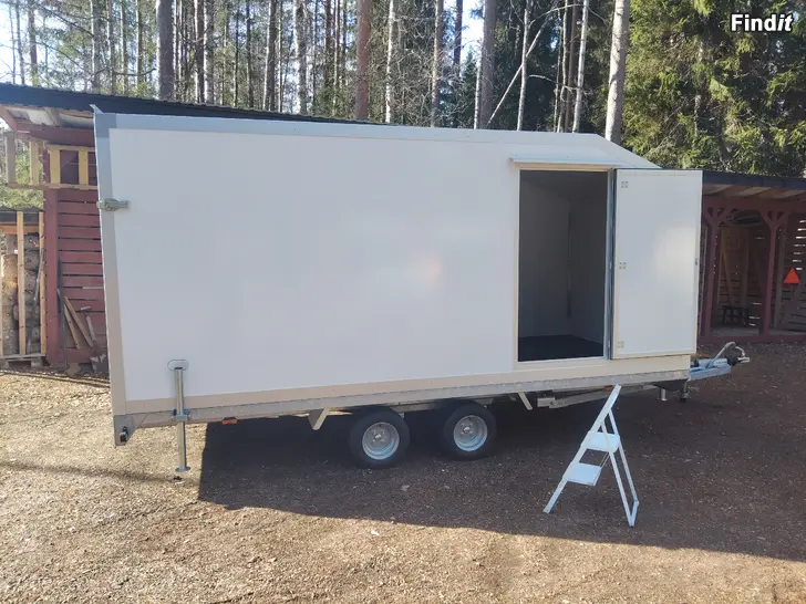 Myydään Iso koppikärry 1800 kg