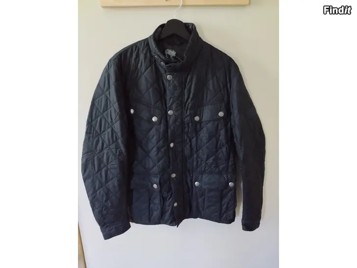 Myydään Barbour jacka