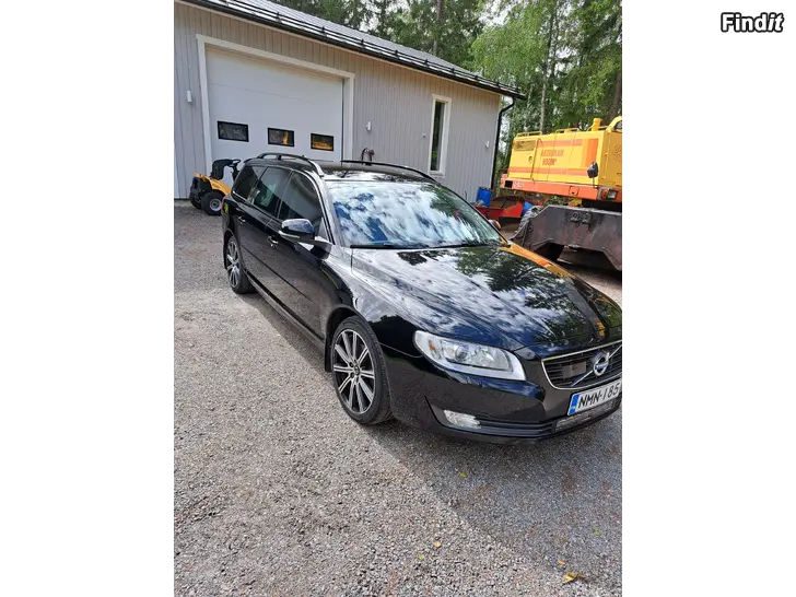 Myydään Volvo V70