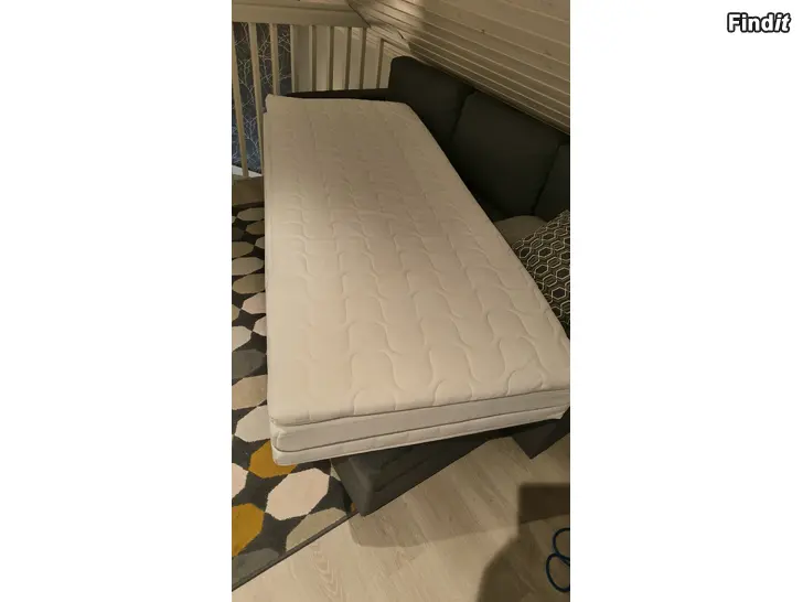 Säljes Madrass och bäddmadrass 80 cm