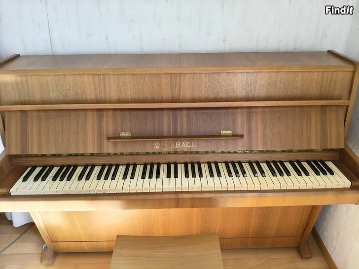 Bortges Piano + stol