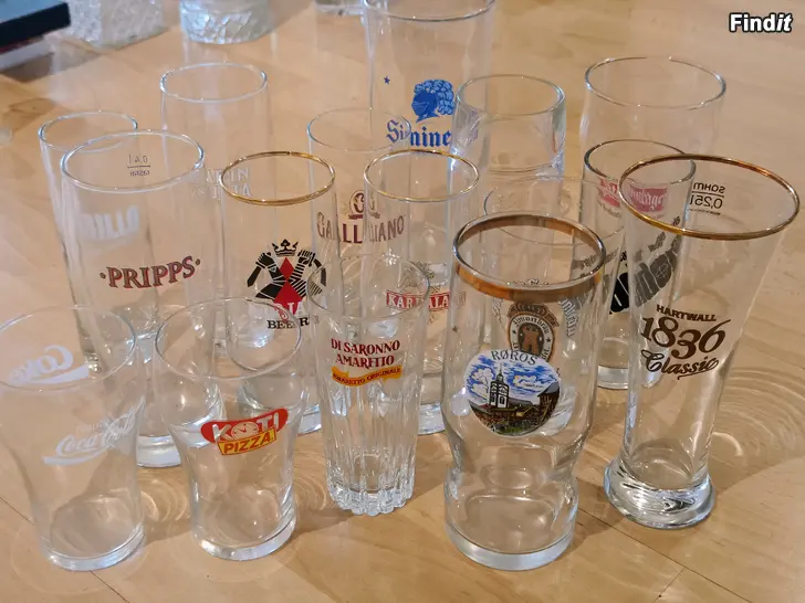 Myydään Myydään setti lasituoppeja