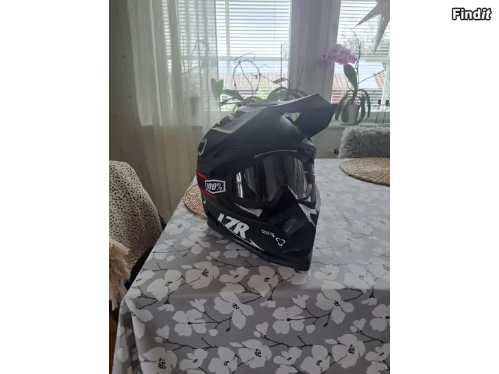 Säljes Ny Hjälm