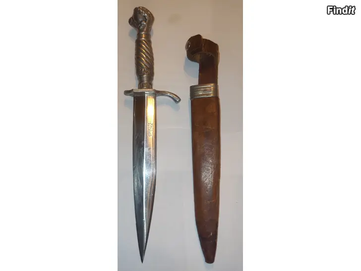 Säljes Tikarimallin veitsi ja tuppi