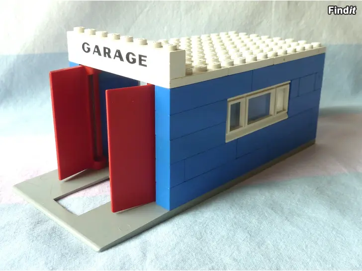 Myydään Lego 348 Garage vuodelta 1971
