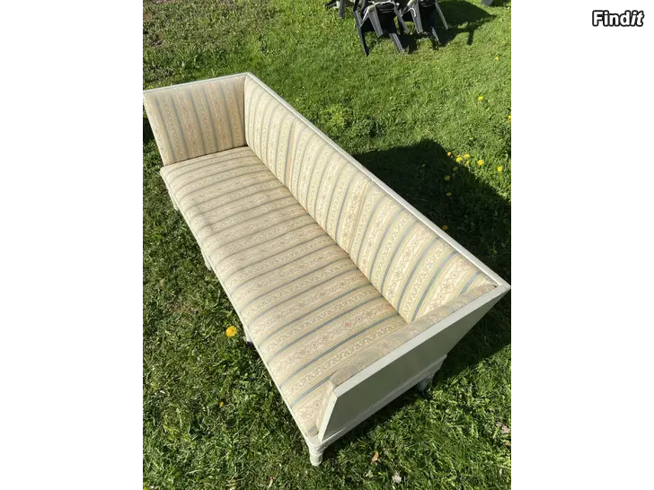 Myydään Kustavilaiskalusteet