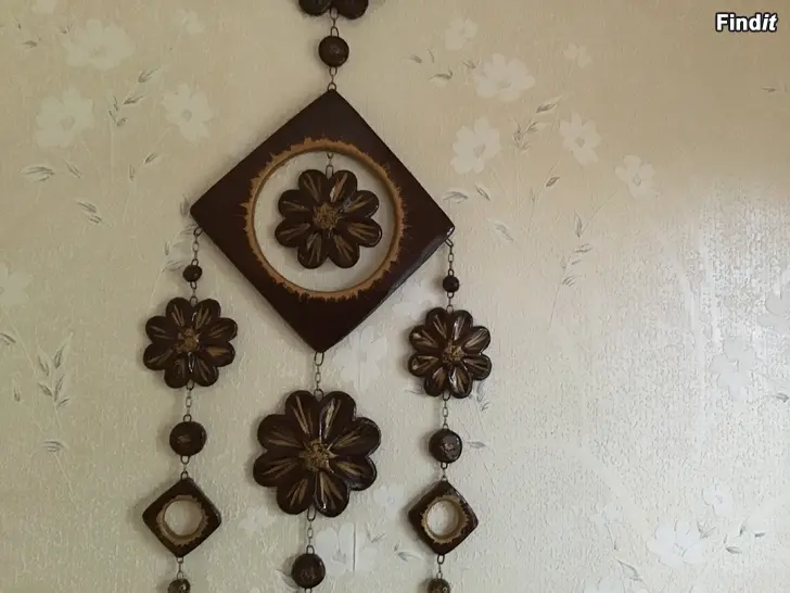 Säljes Vacker väggprydnad - vintage