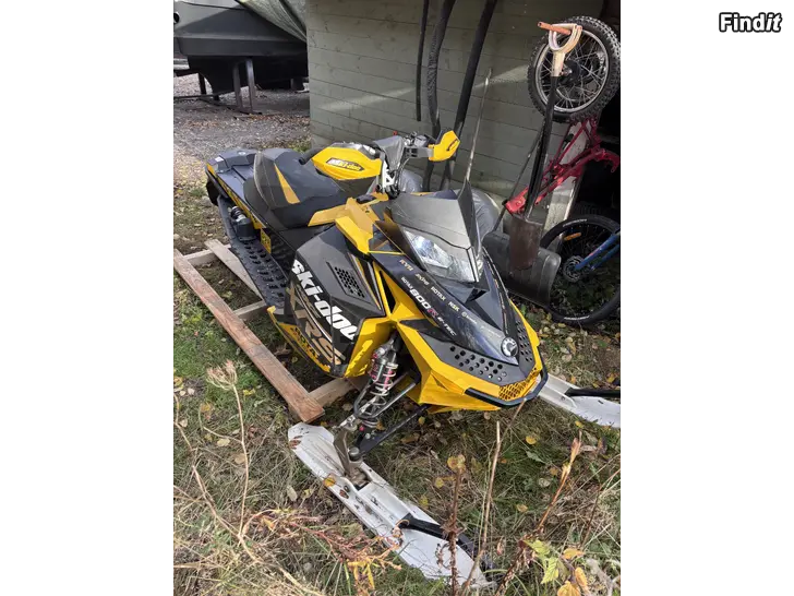Säljes SKIDOO MXZ XRS 800 ETEC