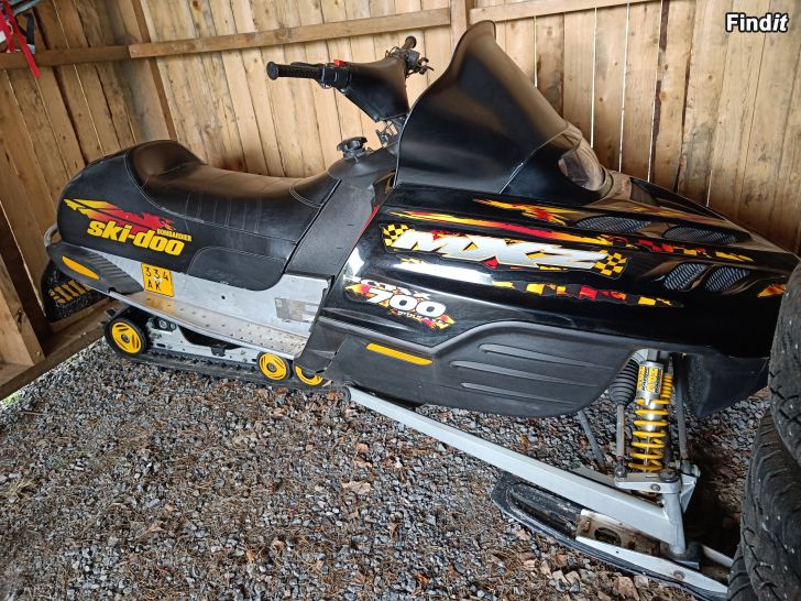 Säljes Skidoo mxz 700