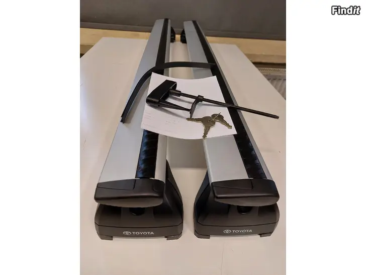 Myydään Toyota Corolla Touring Sports OEM Kattotelineet/Takräcken vm. 2019