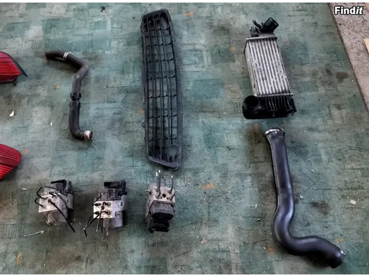 Myydään Bosch abspumppu puskurin ritilä välijäähdytin