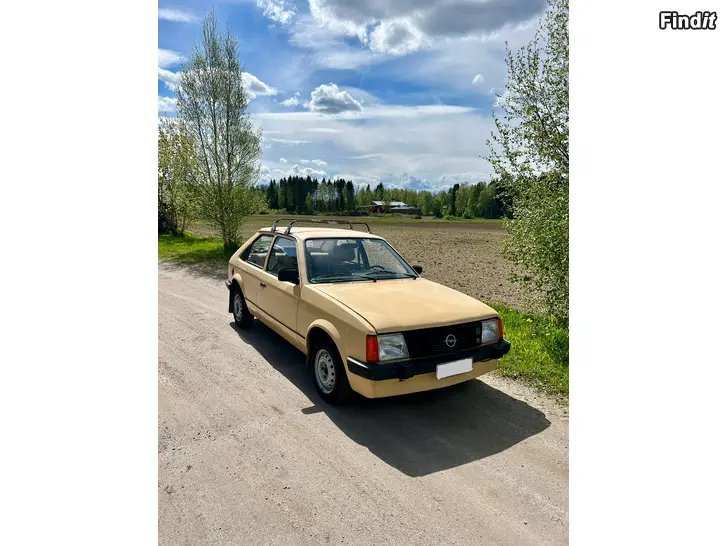 Säljes Opel Kadett D museibesiktad