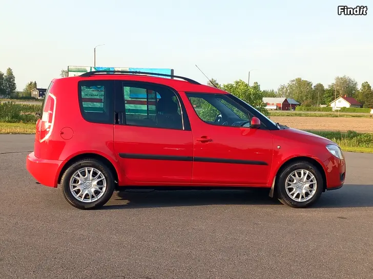 Myydään Skoda Roomster 1.9 TDi Comfort 2 hengen paku